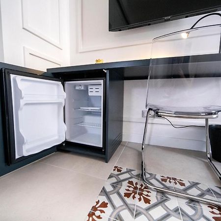 B&B Riccioli Catania Bagian luar foto