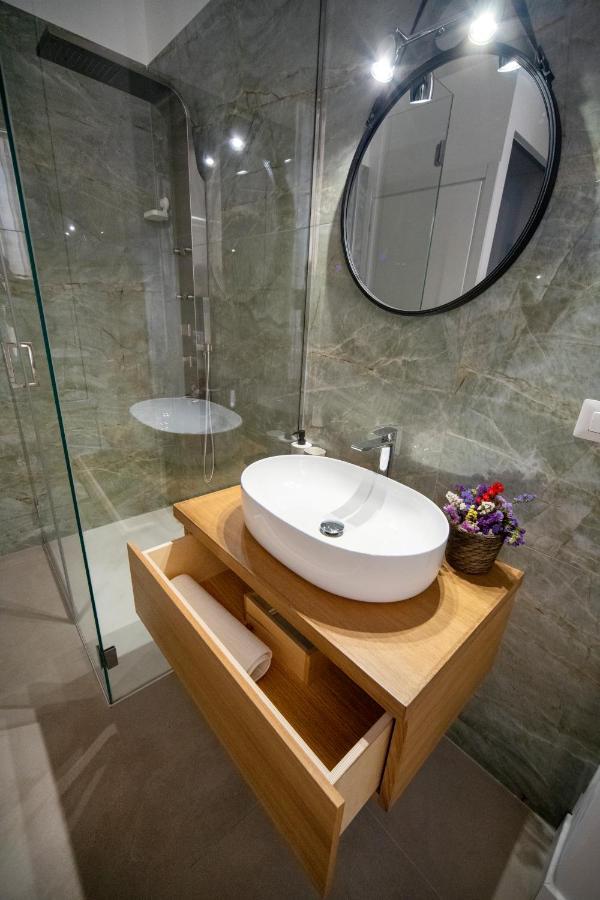 B&B Riccioli Catania Bagian luar foto