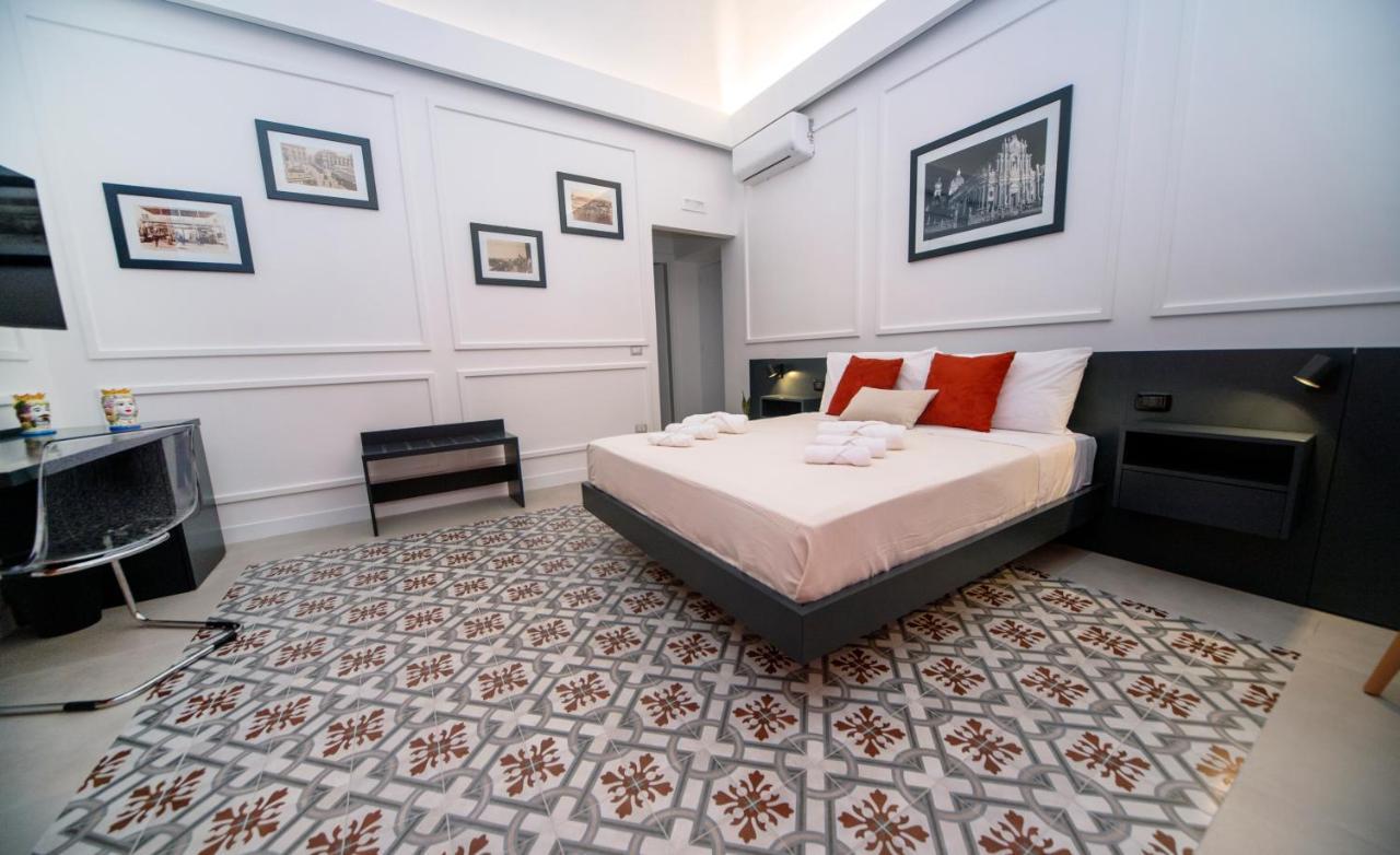 B&B Riccioli Catania Bagian luar foto