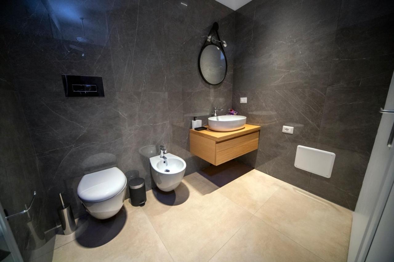 B&B Riccioli Catania Bagian luar foto